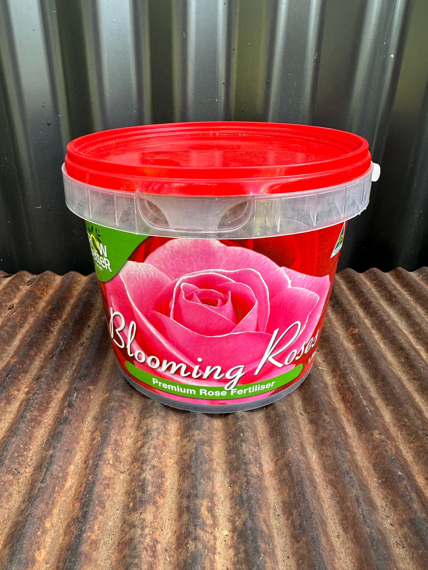 Blooming Roses 1.5kg fertiliser